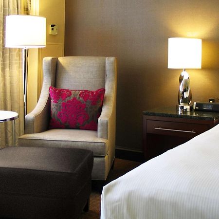 Hilton Минеаполис Екстериор снимка