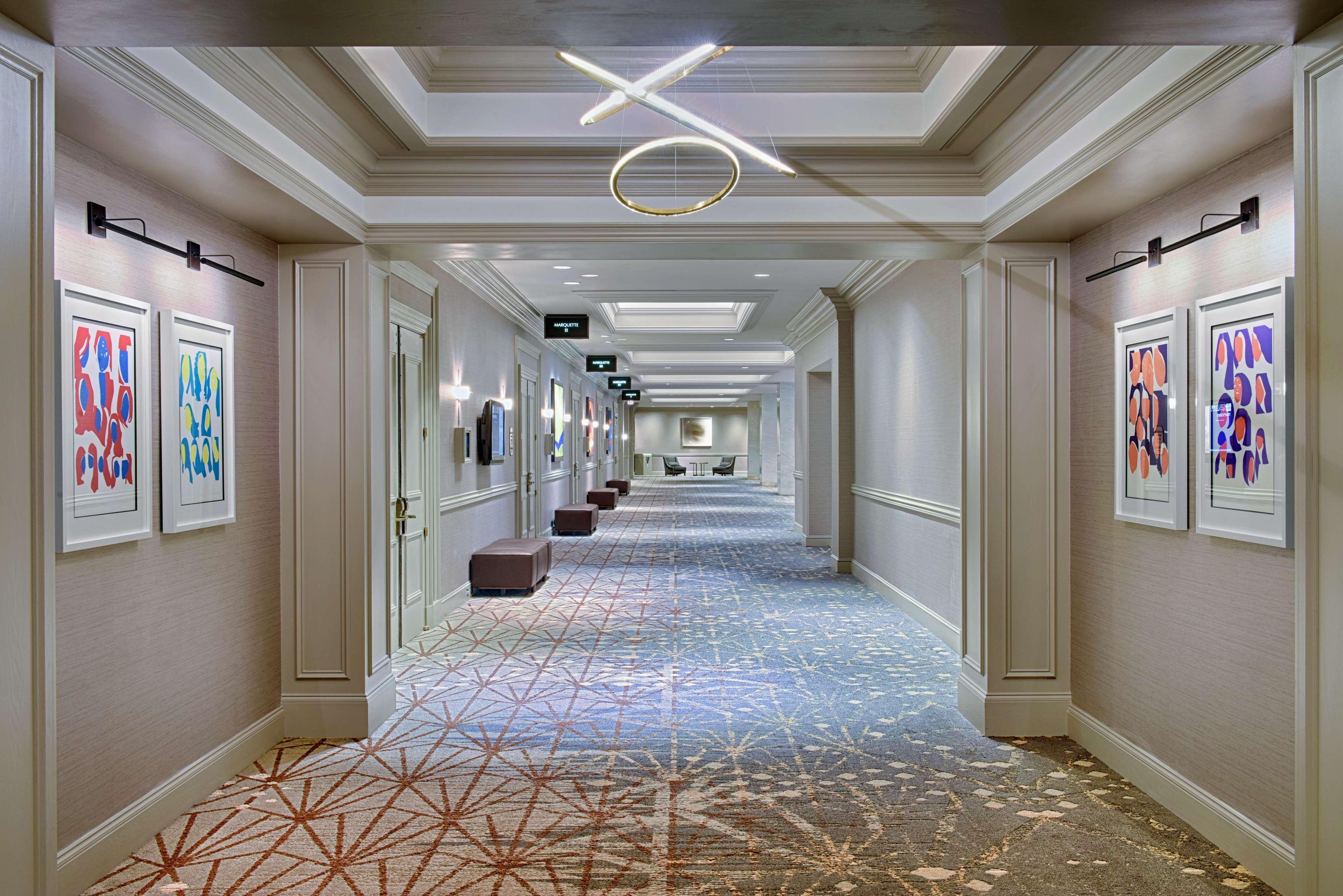 Hilton Минеаполис Екстериор снимка