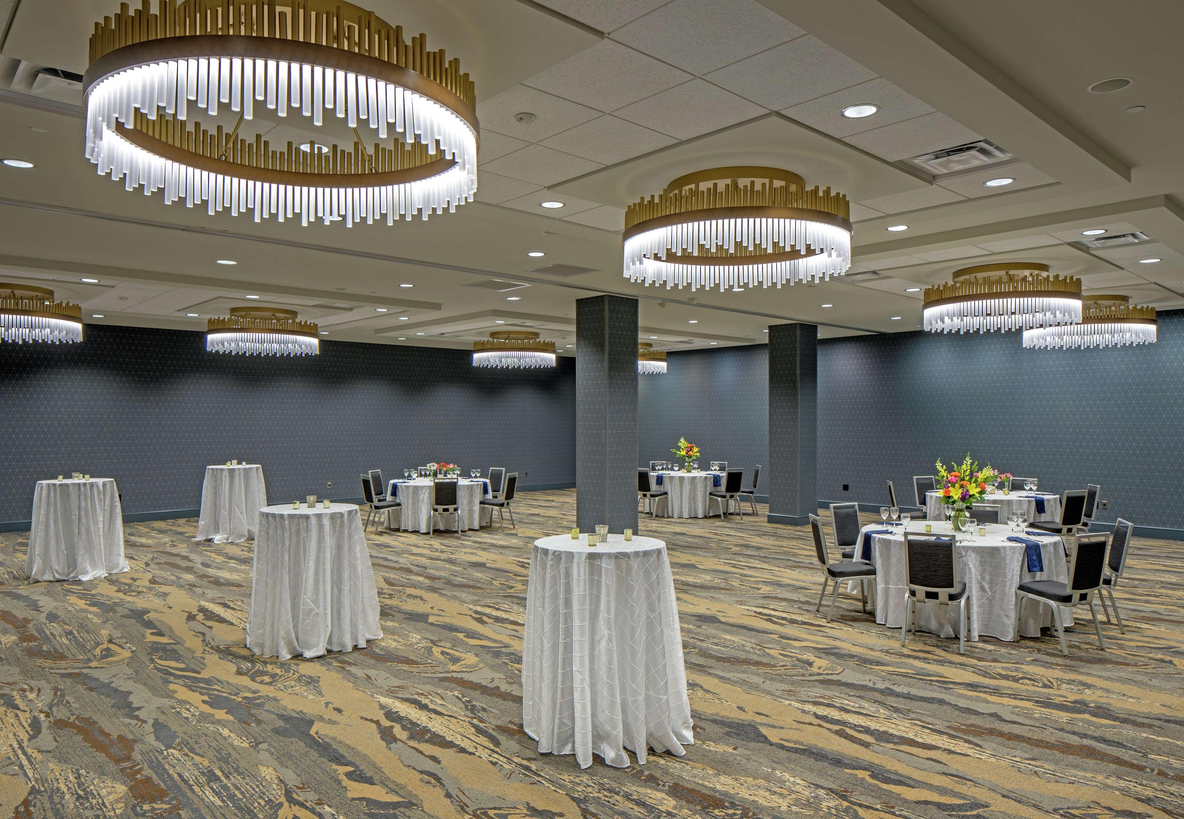 Hilton Минеаполис Екстериор снимка