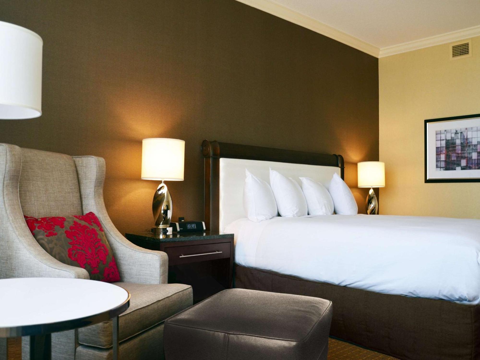 Hilton Минеаполис Екстериор снимка
