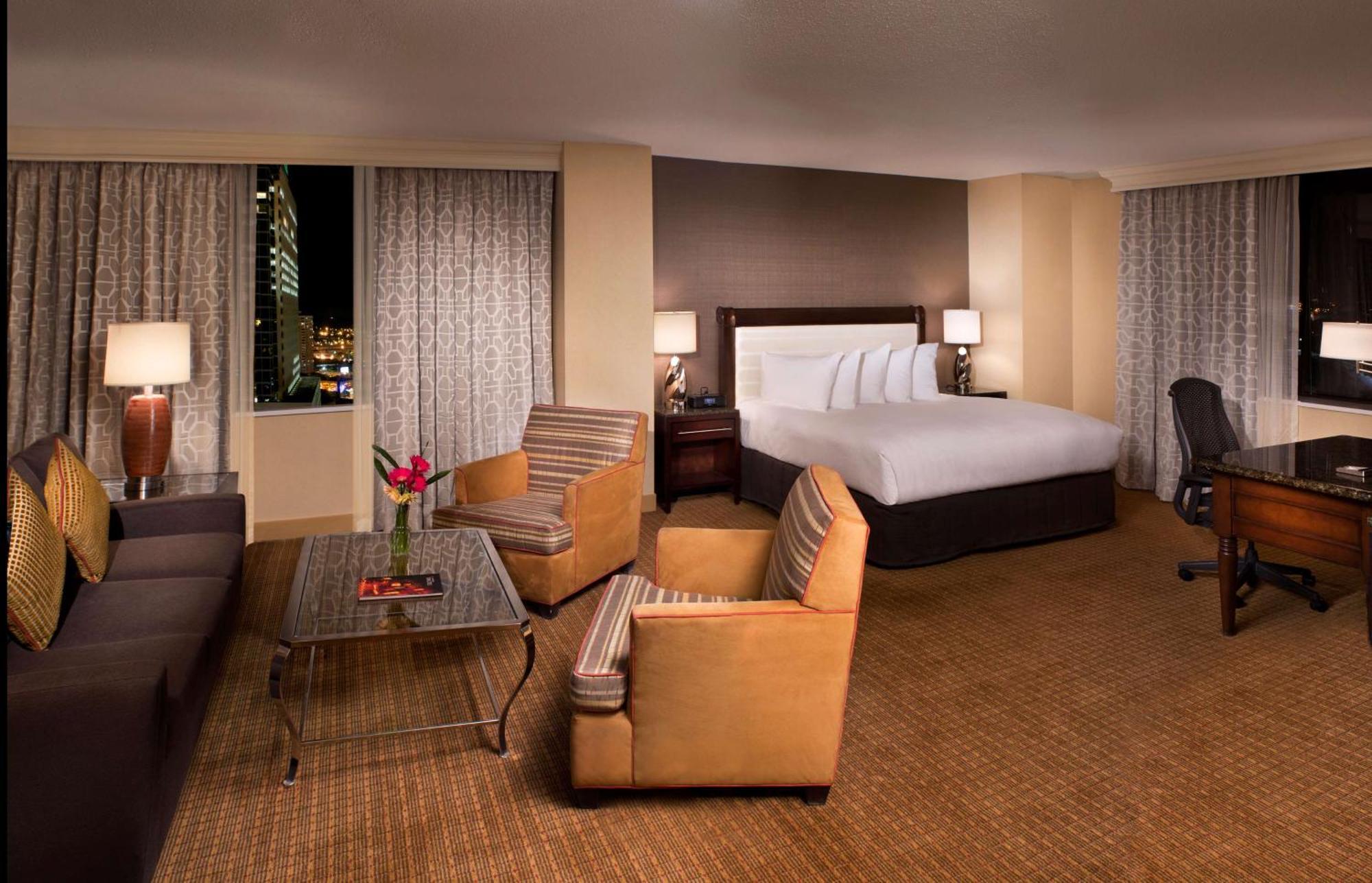 Hilton Минеаполис Екстериор снимка